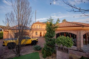 Mediterrán hangulatú családi ház 